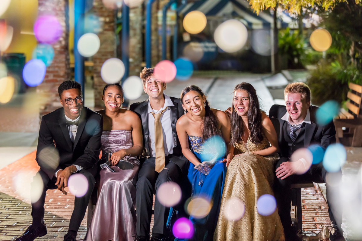 Proms in Seaworld.